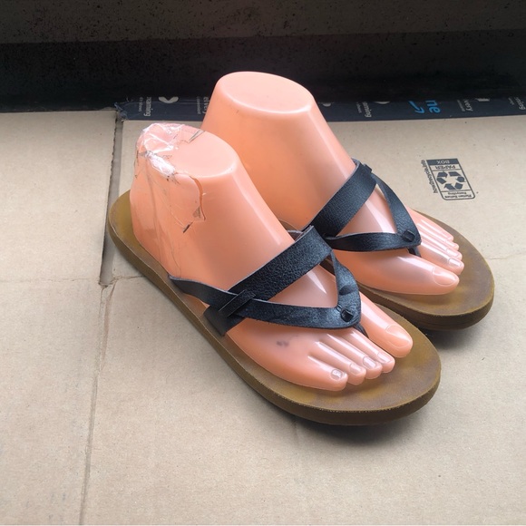 Flojos Women's Black Leather Priya Flip-Flop Sandals Size 9.5 - Picture 5 of 12